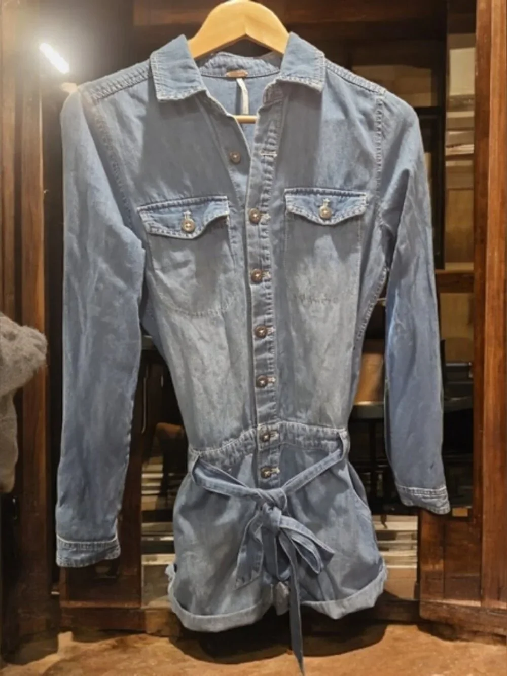 Free People Rivet Shorty Romper Blue Chambray Denim SZ XS Long Sleeve Belted